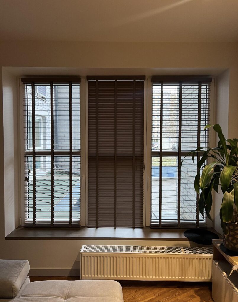 Medinės žaliuzės pagal individualų užsakymą Medinės žaliuzės, Medinės žaliuzės pagal išmatavimus, Medinės horizontalios žaliuzės