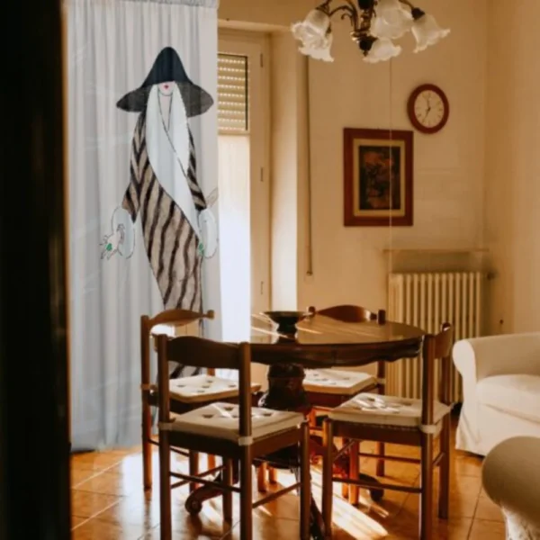 Užuolaidos, naktinės užuolaidos, dieninės užuolaidos, Užuolaidos pagal užsakymą, Užuolaidų siuvimas, Užuolaidų siuvimas pagal išmatavimus, Stilingos užuolaidos