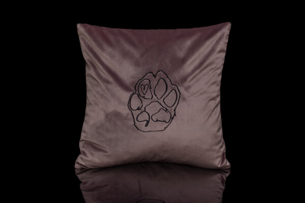 dekoratyvinė pagalvėlė pagalvėlės siuvinėta pagalvėlė pagalvėlės su šunimis dekoratyvinė pagalvėlė su gyvūnais išskirtinio dizaino pagalvėlės